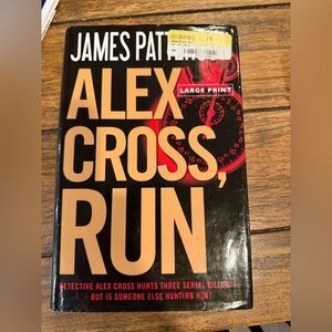 Alex Cross, Run by James Patterson - Large Print Edition